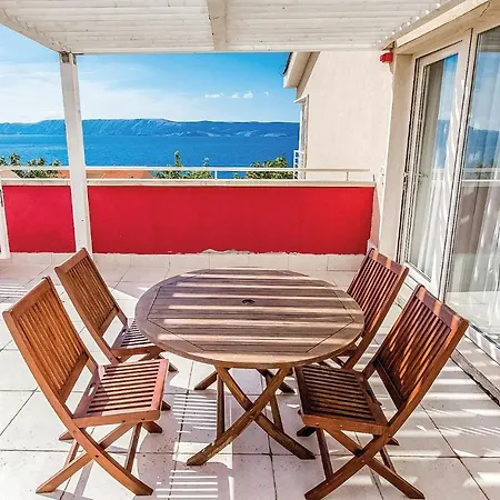 Apartment Stunning In With Outdoor Swimming Pool, Sauna And 2 Bedrooms *